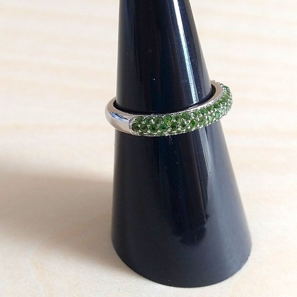 Chrome Diopside Half Band Ring